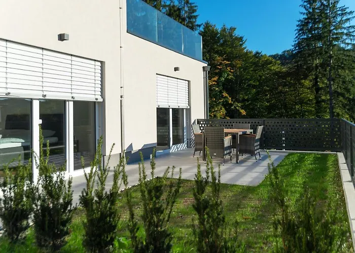 Апартаменты De Roya *