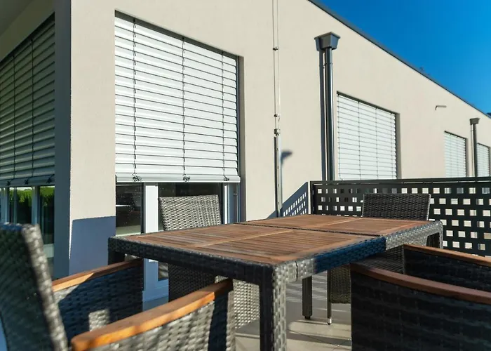 Апартаменты De Roya *